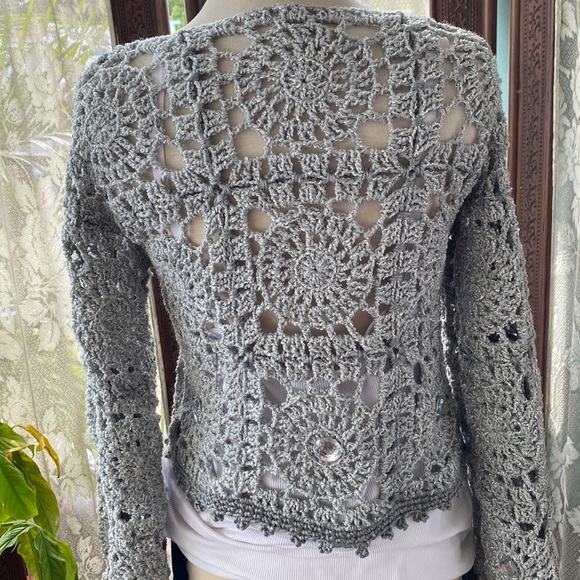Handmade granny square crochet sweater - Picture 4 of 4